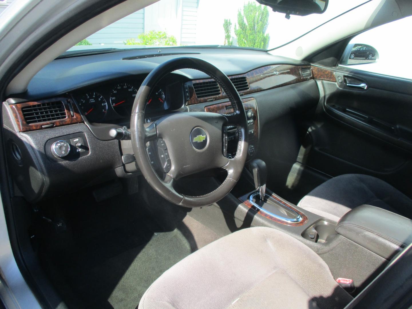 2013 SILVER Chevrolet Impala (2G1WG5E39D1) , AUTOMATIC transmission, located at 540a Delsea Drive, Sewell, NJ, 08080, (856) 589-6888, 39.752560, -75.111206 - Photo#12